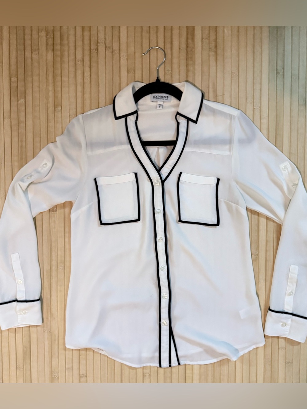Express The Portofino Shirt XS White Ivory Contrast Black Piping Blouse Utility